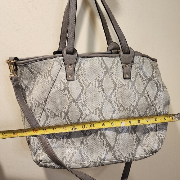 LOUENHIDE Gray Snake Print Large Tote Bag - Picture 12 of 13